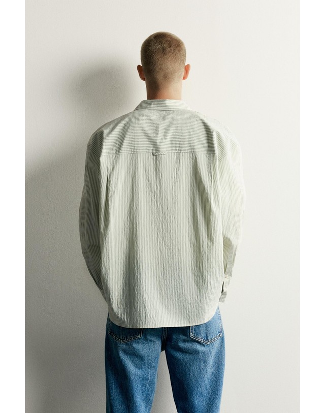 자라 자라 스트라이프 릴렉스핏 긴팔 셔츠 1038/443/982 SEA GREEN 그린 착용컷