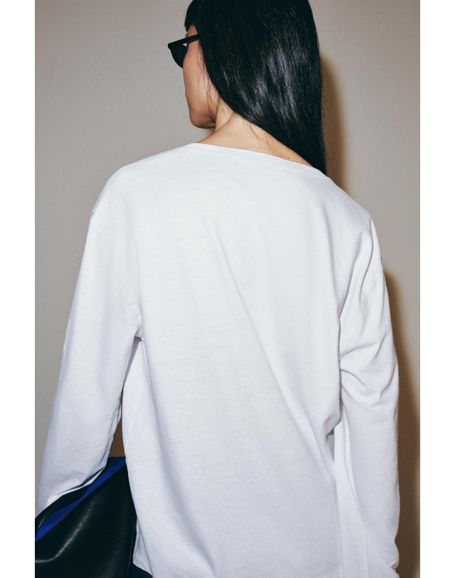 자라 자라 린넨 혼방 헨리넥 긴팔 티셔츠 0858/103/250 WHITE 화이트 착용컷