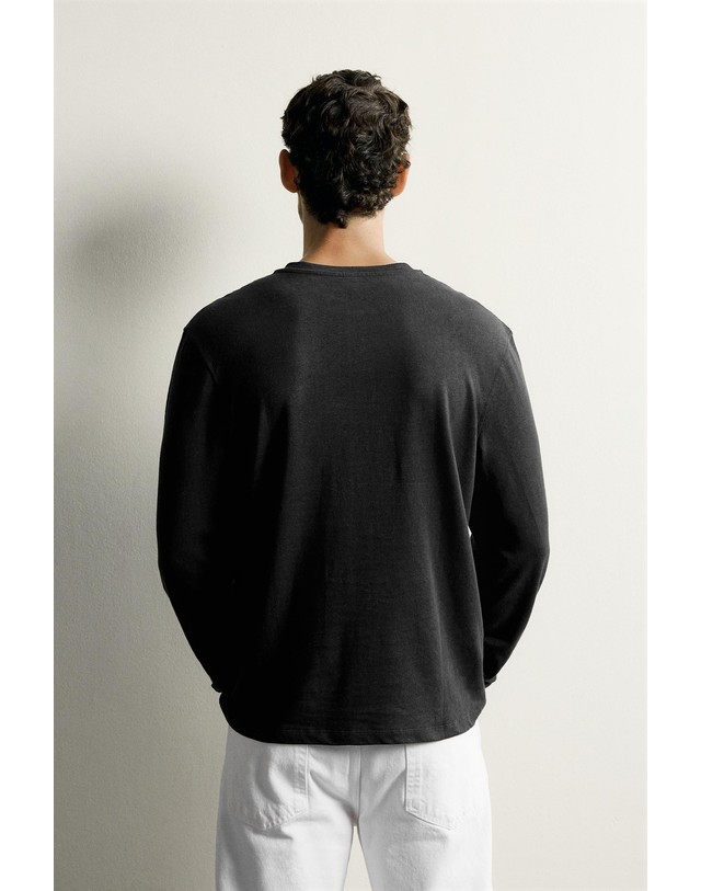 자라 자라 린넨 코튼 헨리넥 긴팔 티셔츠 5868/303/898 DARK ANTHRACITE 그레이 착용컷