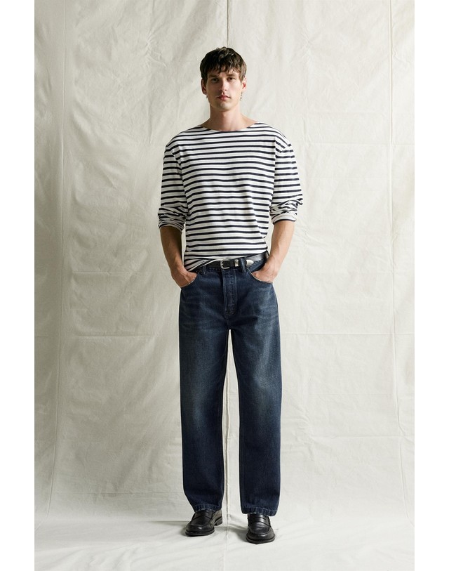 자라 자라 릴렉스핏 자카드 스트라이프 티셔츠 8054/395/066 ECRU / NAVY 멀티컬러 착용컷