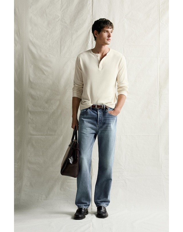 자라 자라 코튼 린넨 헨리넥 긴팔 티셔츠 8054/344/052 LIGHT BEIGE 베이지 착용컷