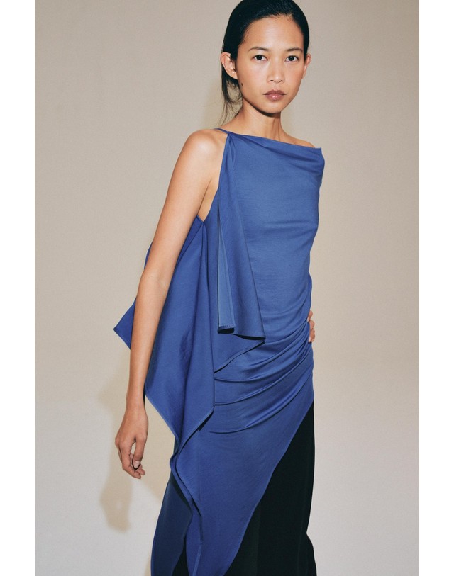 자라 자라 드레이프 비대칭 헴 민소매 탑 5644/818/427 MID-BLUE 블루 착용컷