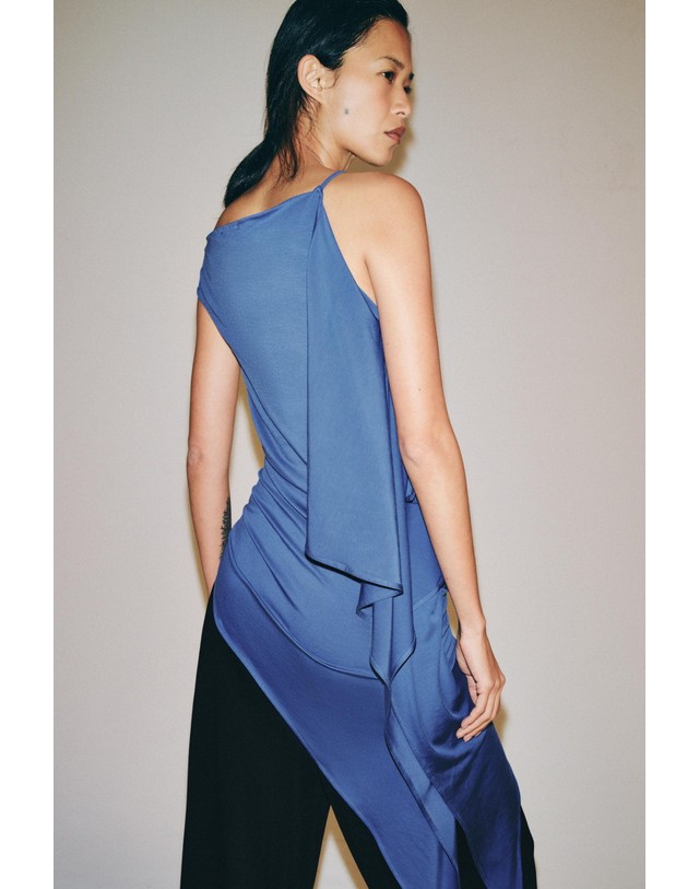 자라 자라 드레이프 비대칭 헴 민소매 탑 5644/818/427 MID-BLUE 블루 착용컷