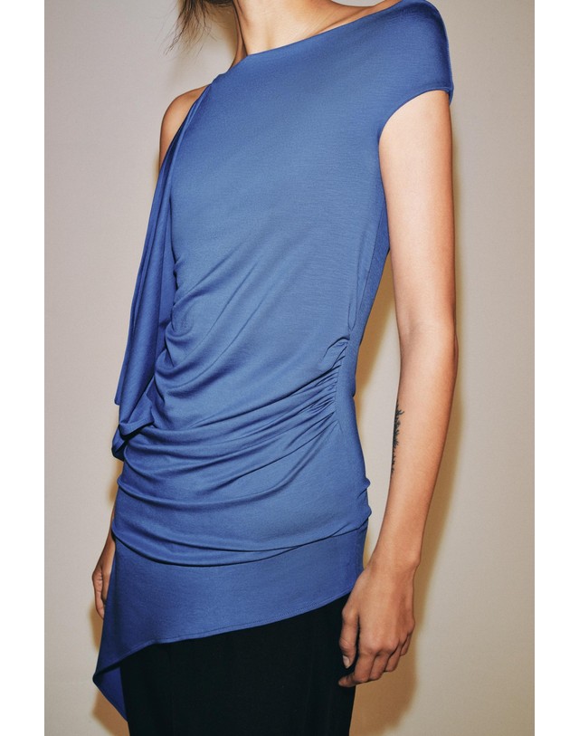 자라 자라 드레이프 비대칭 헴 민소매 탑 5644/818/427 MID-BLUE 블루 착용컷