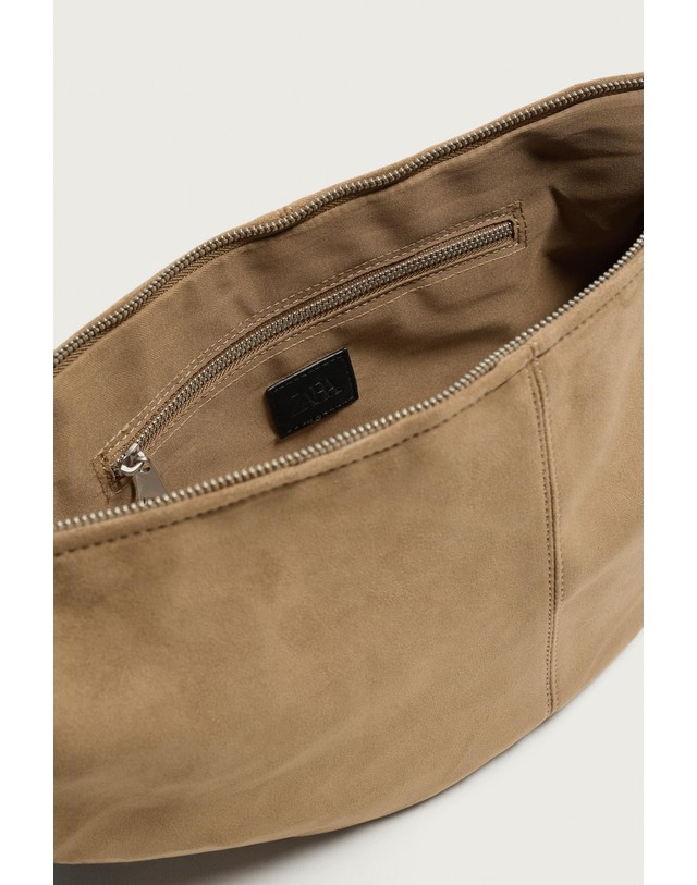 자라 자라 크레센트 지퍼 포켓 숄더백 3712/820/107 SAND BROWN 베이지 착용컷