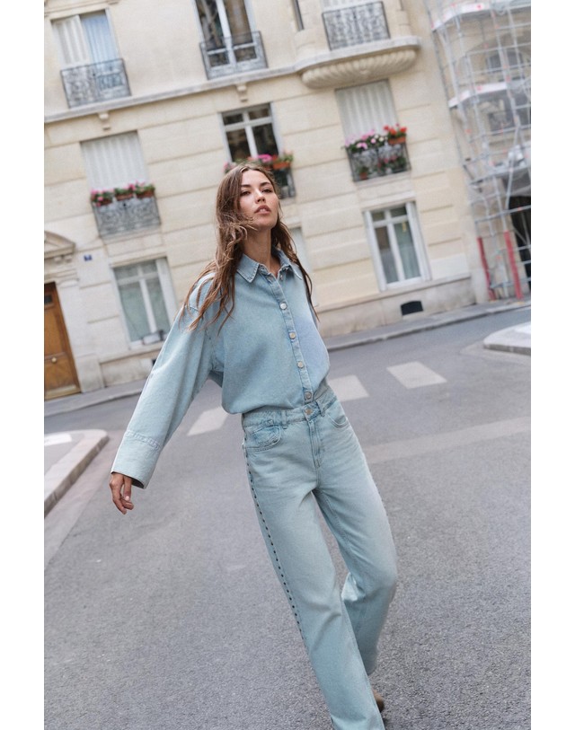 자라 자라 오버사이즈 크롭 데님 셔츠 1889/158/406 LIGHT BLUE 블루 착용컷