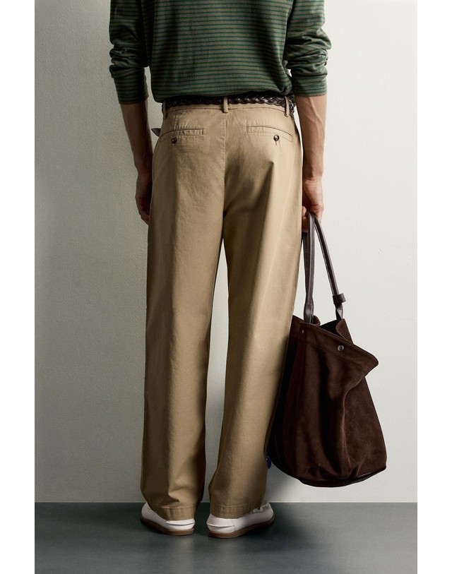 자라 자라 레귤러핏 플리츠 치노 팬츠 4302/303/506 LIGHT KHAKI 카키 착용컷
