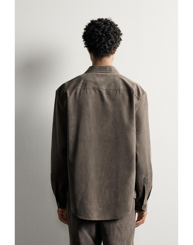 자라 자라 릴렉스핏 워싱 이펙트 긴팔 셔츠 3715/840/472 MINK BROWN 초콜릿 착용컷