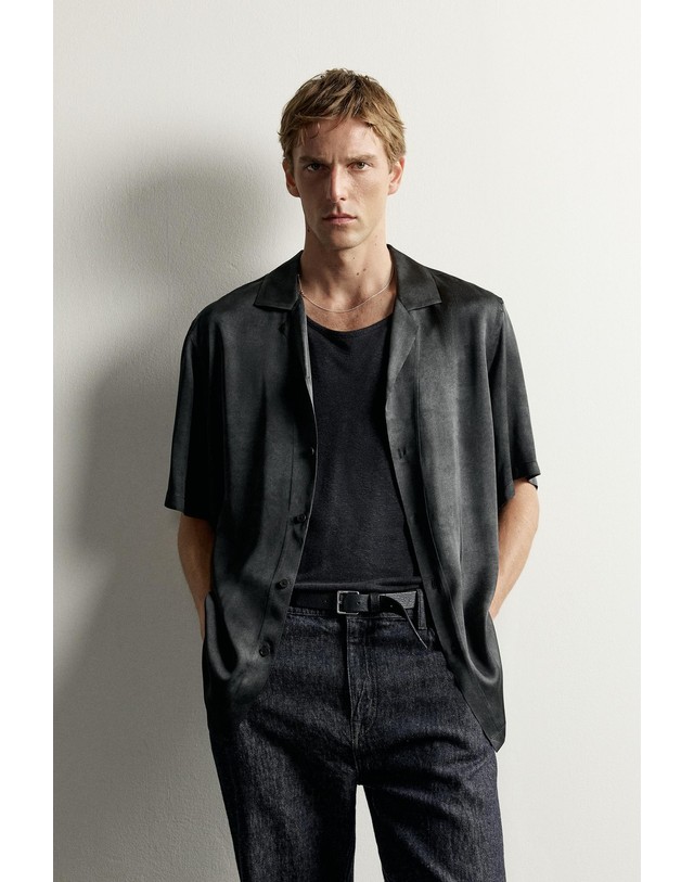 자라 자라 워시드 새틴 프린트 반팔 셔츠 5588/210/922 DARK GREY 그레이 착용컷