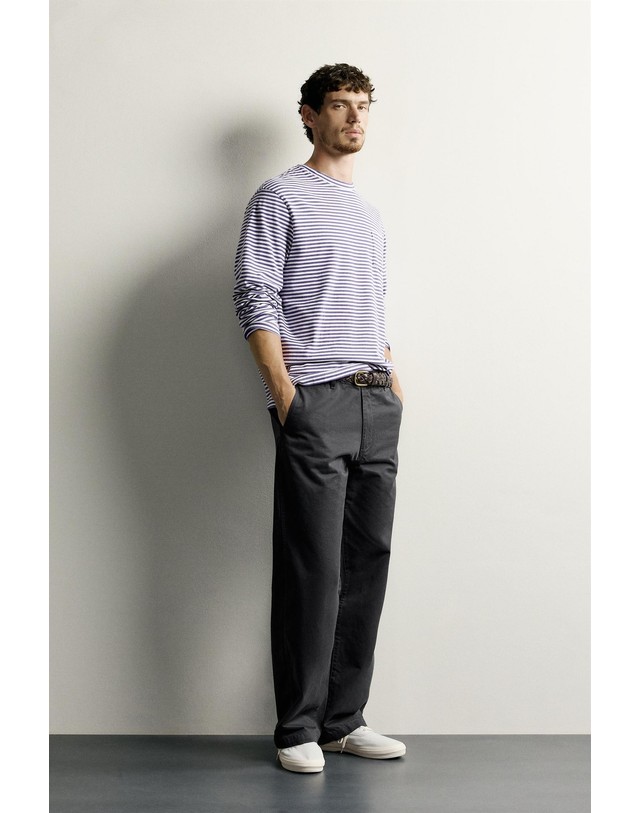 자라 자라 스트라이프 레귤러핏 긴팔 티셔츠 1887/424/018 LILAC / WHITE 멀티컬러 착용컷