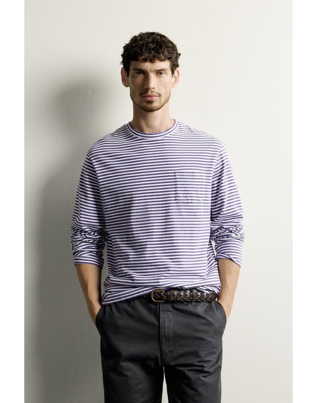 자라 자라 스트라이프 레귤러핏 긴팔 티셔츠 1887/424/018 LILAC / WHITE 멀티컬러 착용컷