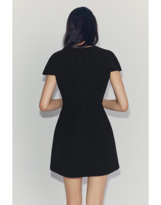 자라 자라 라운드넥 반팔 A라인 미니 원피스 2234/198/800 BLACK 블랙 착용컷