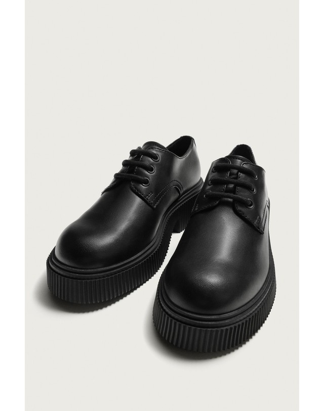 자라 자라 청키솔 레이스업 더비화 2442/820/800 BLACK 블랙 착용컷