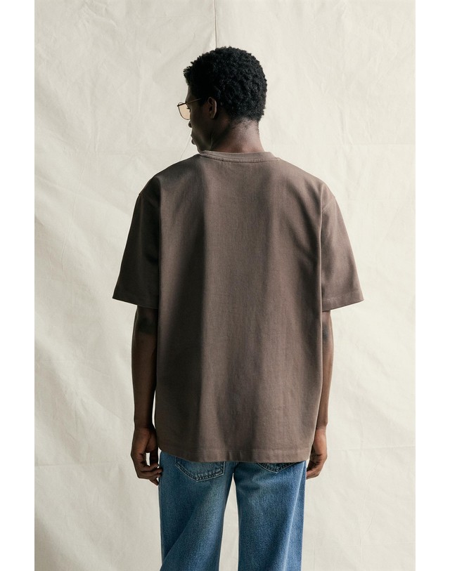 자라 자라 헤비웨이트 라운드넥 반팔 티셔츠 0761/323/099 BLACK / BROWN 초콜릿 착용컷