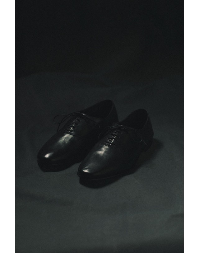 자라 자라 레더 레이스업 옥스포드화 2435/821/800 BLACK 블랙 착용컷