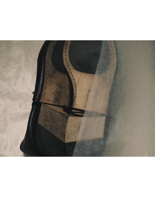자라 자라 레더 레이스업 옥스포드화 2435/821/800 BLACK 블랙 착용컷