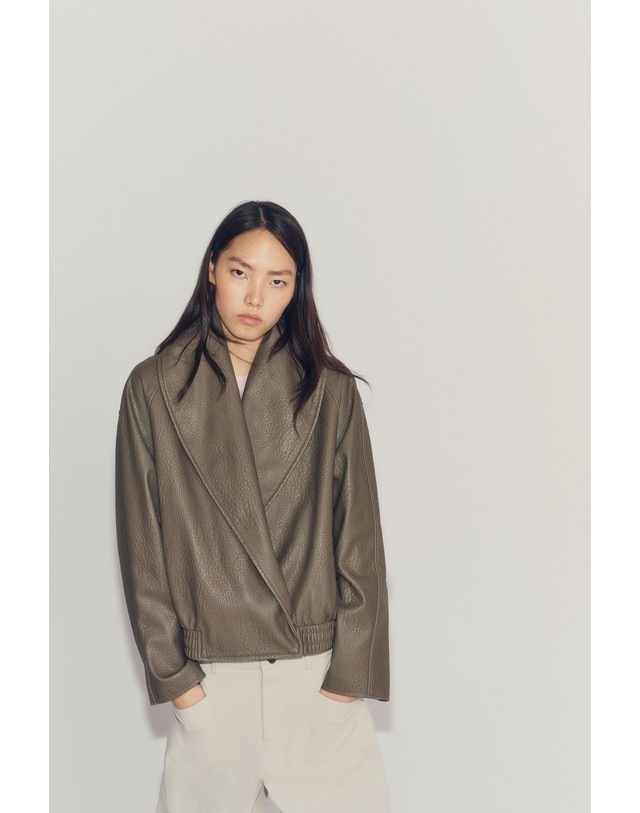 자라 자라 가죽 이펙트 크로스 자켓 3548/244/802 GREY 카키 착용컷