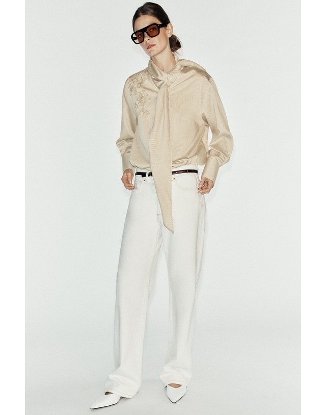 자라 자라 자수 타이넥 스트라이프 블라우스 8741/276/710 BEIGE 베이지 착용컷