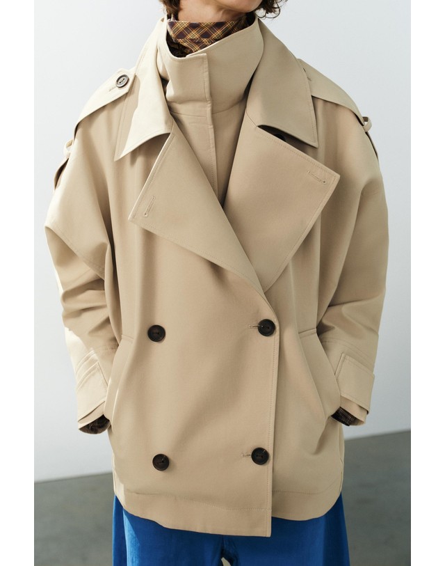자라 자라 오버사이즈 숏 트렌치코트 5854/704/708 LIGHT TAN 베이지 착용컷