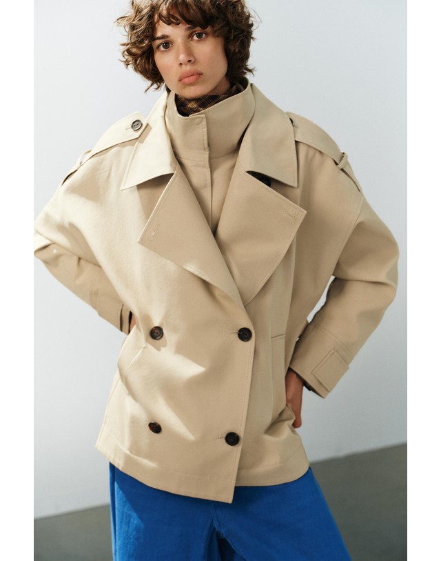 자라 자라 오버사이즈 숏 트렌치코트 5854/704/708 LIGHT TAN 베이지 착용컷