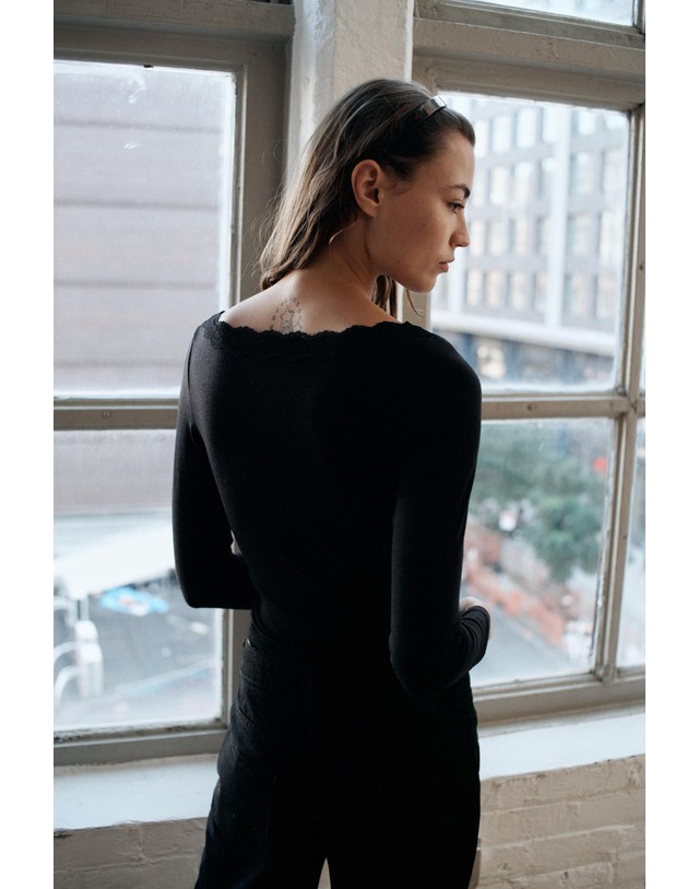 자라 자라 레이스 보트넥 긴팔 탑 1058/806/800 BLACK 블랙 착용컷