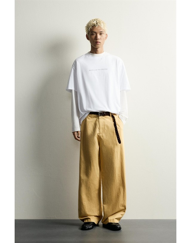 자라 자라 릴렉스핏 프린트 패치 반팔 티셔츠 4374/331/250 WHITE 화이트 착용컷