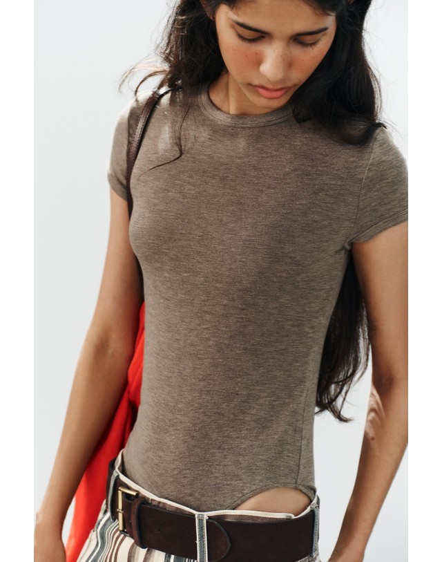 자라 자라 라운드넥 반팔 바디수트 5039/840/722 MINK MARL 브라운 착용컷