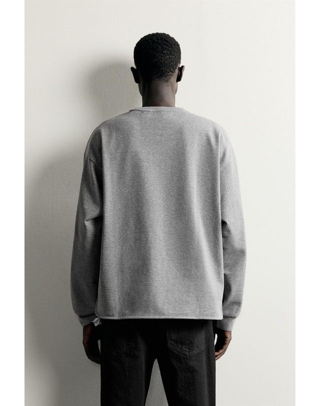 자라 자라 릴렉스핏 라운드넥 긴팔 티셔츠 5584/302/803 GREY MARL 그레이 착용컷