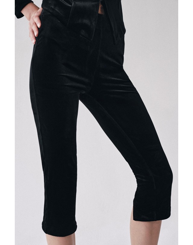 자라 자라 벨벳 카프리 크롭 팬츠 5070/496/800 BLACK 블랙 착용컷