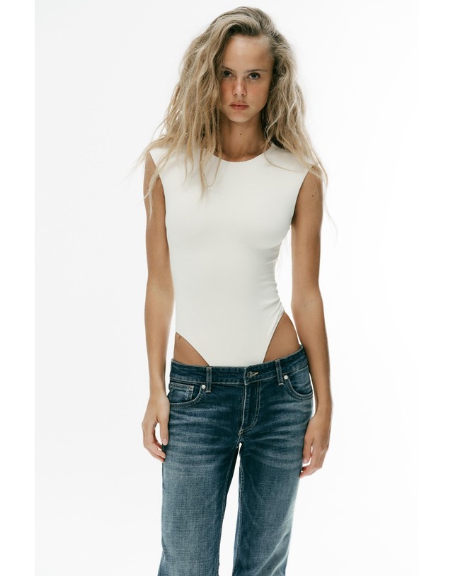 자라 자라 레이스 백 컷아웃 민소매 바디수트 5039/859/251 OYSTER-WHITE 화이트 착용컷