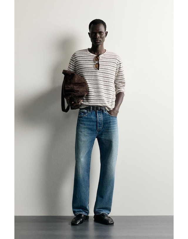 자라 자라 스트라이프 릴렉스핏 긴팔 티셔츠 4805/339/104 STRIPED 멀티컬러 착용컷