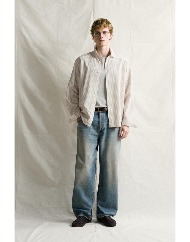 자라 자라 스트라이프 레귤러핏 긴팔 셔츠 1103/739/721 LIGHT BEIGE 아이보리 착용컷