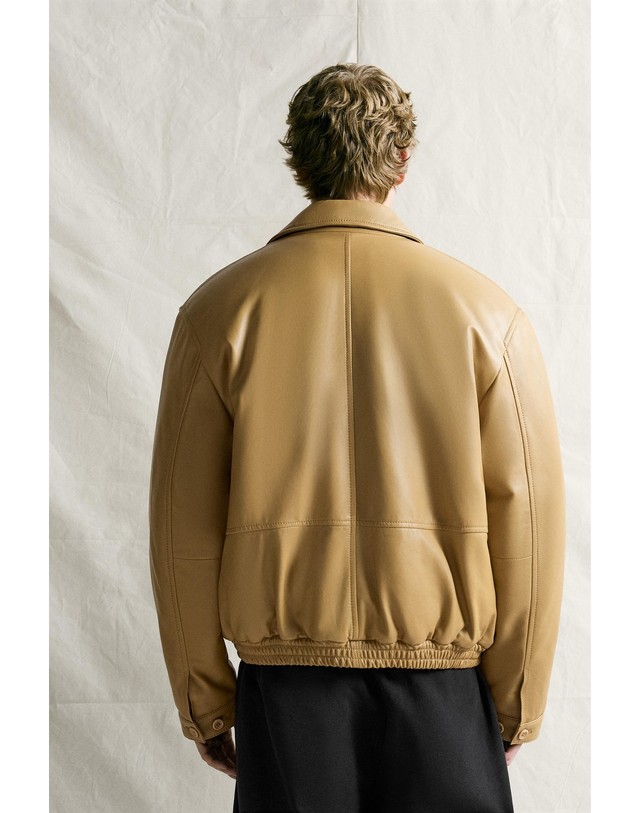 자라 자라 릴렉스핏 패딩 나파 레더 자켓 4416/276/703 OCHRE 카키 착용컷