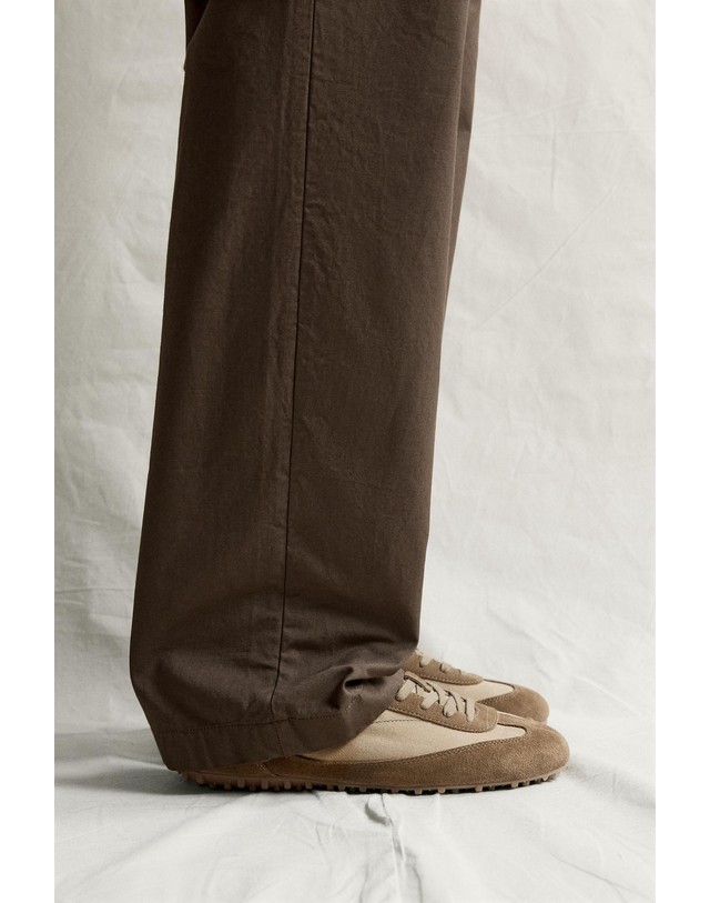 자라 자라 레트로 레이스업 스니커즈 2307/820/107 SAND BROWN 베이지 착용컷