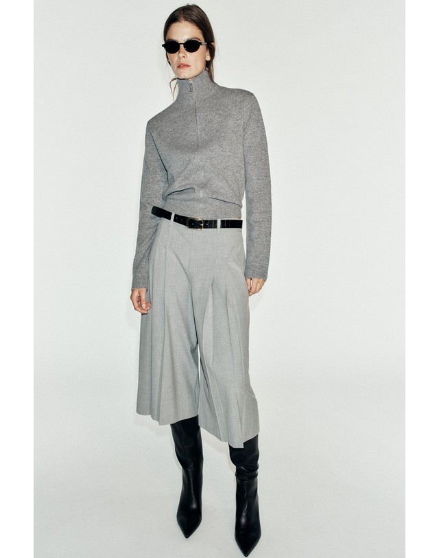 자라 자라 플리츠 와이드 벨트 버뮤다 팬츠 7971/593/802 GREY 그레이 착용컷