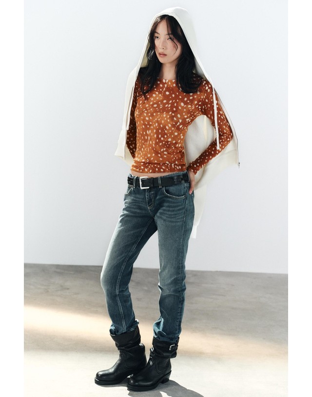 자라 자라 애니멀 프린트 라운드넥 니트 탑 2893/157/050 ONLY ONE 브라운 착용컷