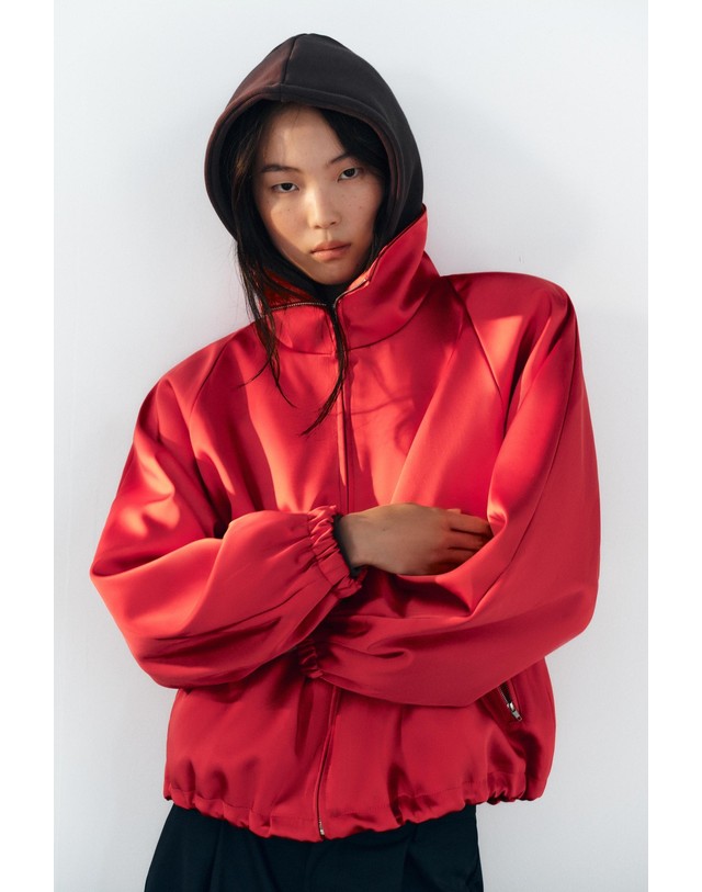 자라 자라 새틴 숄더패드 집업 자켓 4749/723/600 RED 레드 착용컷