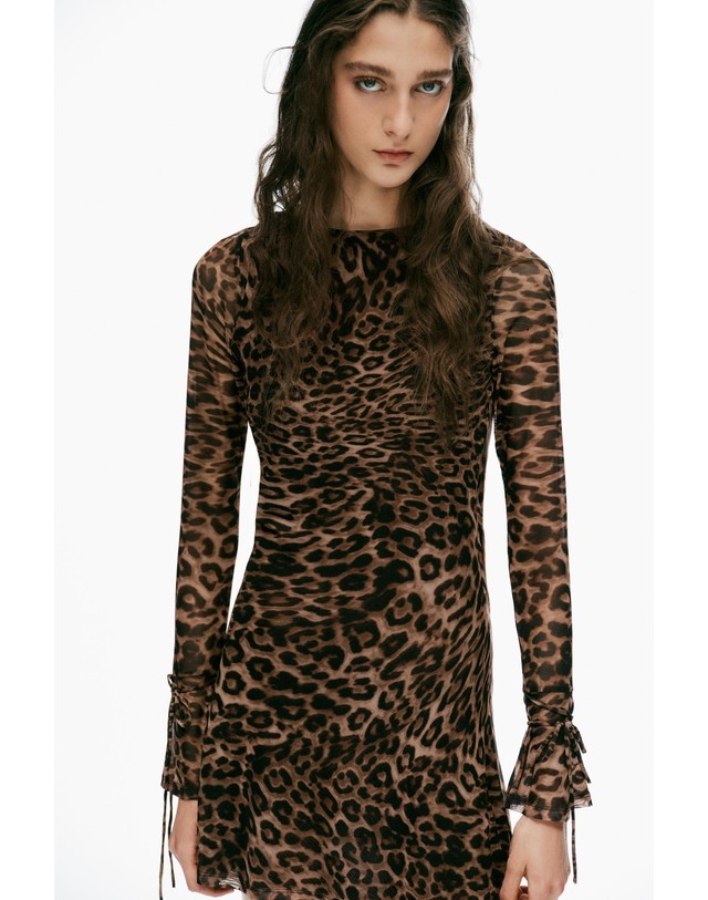 자라 자라 애니멀 프린트 튤 미니 원피스 5039/846/051 LEOPARD 초콜릿 착용컷