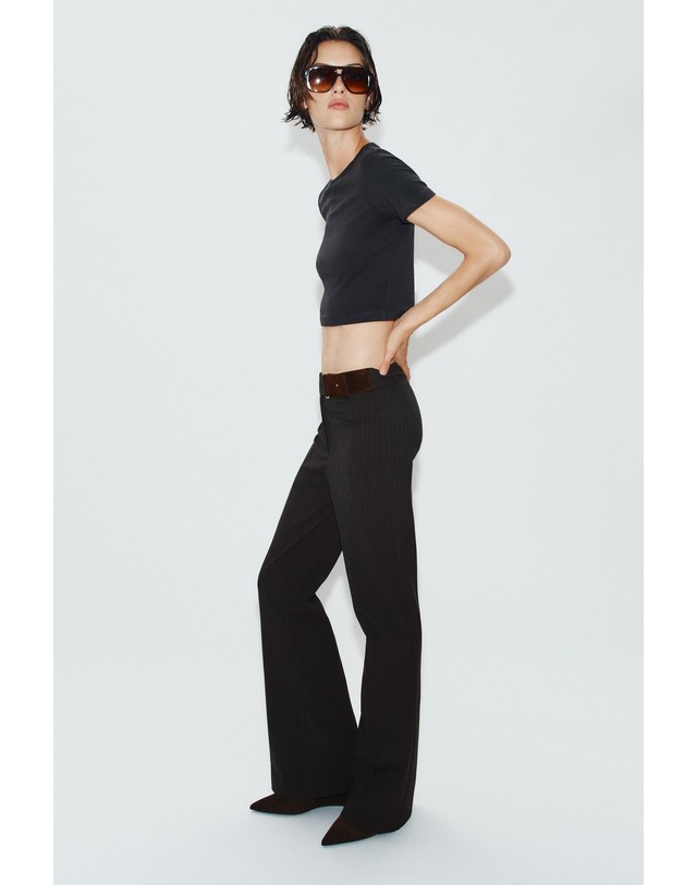 자라 자라 크롭 슬림핏 라운드넥 반팔 티셔츠 2335/299/835 DARK CHARCOAL GREY 그레이 착용컷