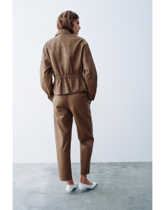 자라 자라 스웨이드 이펙트 밴딩 와이드 팬츠 4387/282/737 BROWN / TAUPE 초콜릿 착용컷