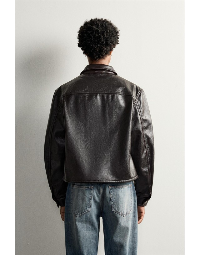 자라 자라 크롭 레더 이펙트 오버셔츠 3715/809/800 BLACK 블랙 착용컷