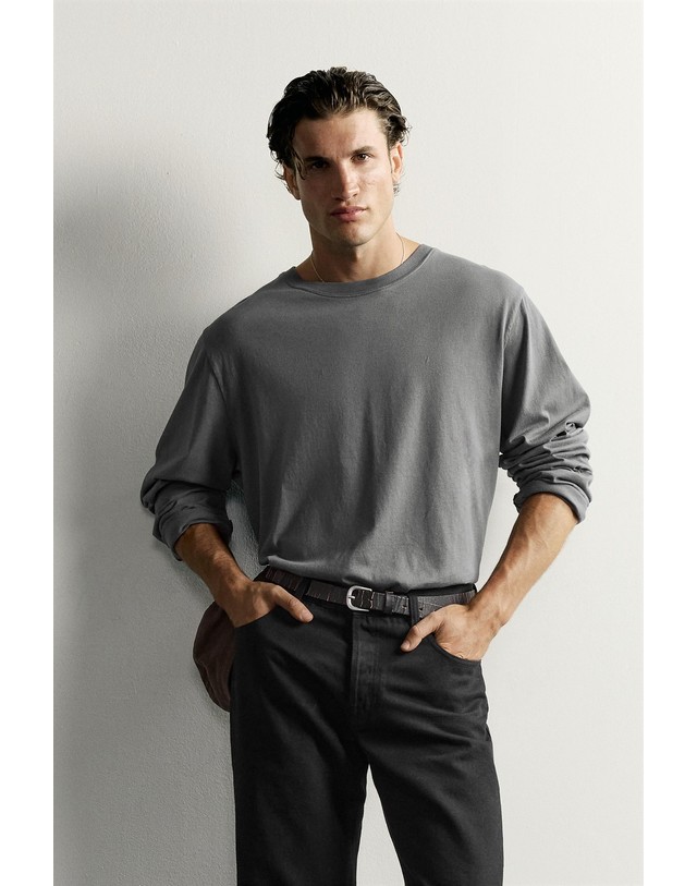 자라 자라 릴렉스핏 라운드넥 긴팔 티셔츠 4805/327/807 ANTHRACITE GREY 그레이 착용컷