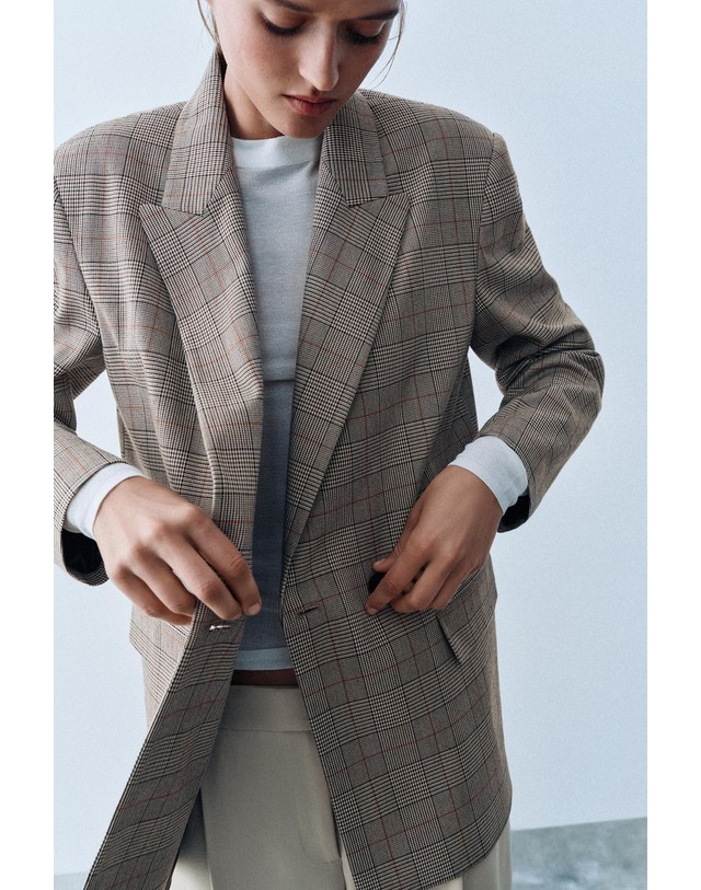 자라 자라 오버사이즈 더블 버튼 블레이저 2753/522/704 CAMEL 카멜 착용컷