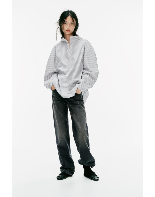 자라 자라 스트라이프 볼륨 포플린 셔츠 7732/042/096 WHITE / GREY 멀티컬러 착용컷