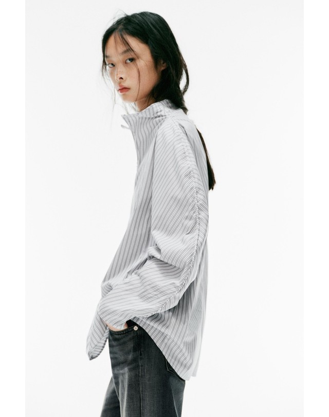 자라 자라 스트라이프 볼륨 포플린 셔츠 7732/042/096 WHITE / GREY 멀티컬러 착용컷