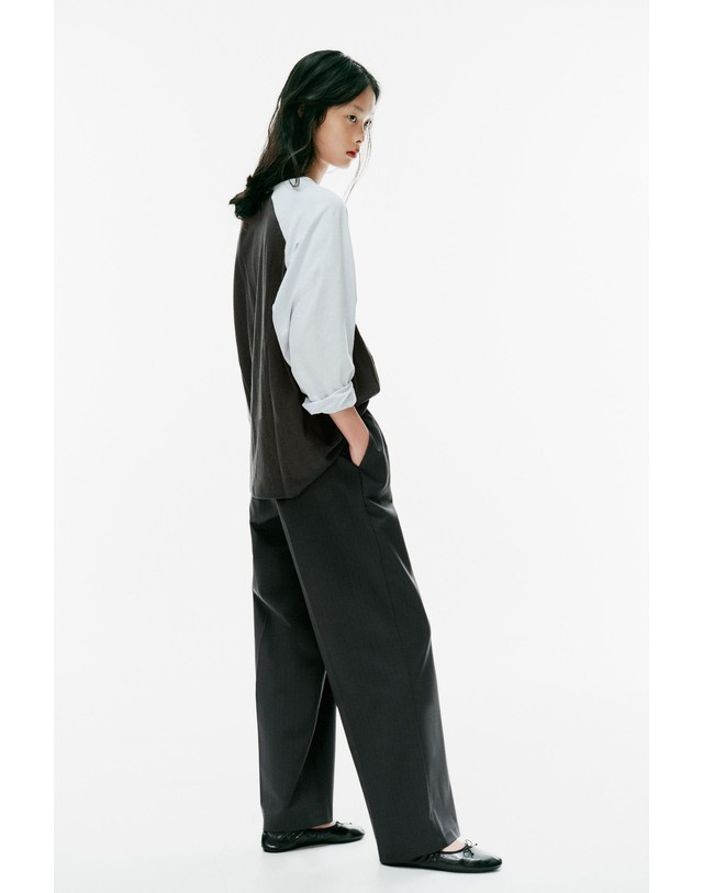 자라 자라 래글런 라운드넥 긴팔 티셔츠 0858/788/807 ANTHRACITE GREY 멀티컬러 착용컷