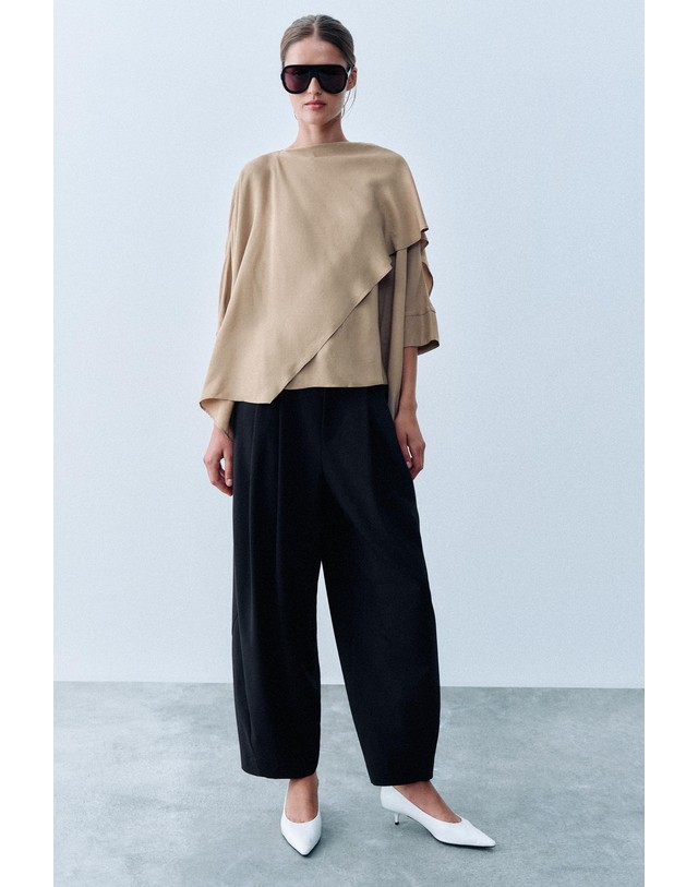 자라 자라 케이프 카라 플루이드 블라우스 5029/204/832 TAUPE GREY 베이지 착용컷