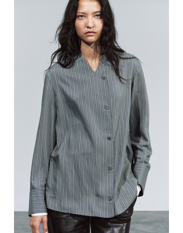 자라 자라 스트라이프 크로스 긴팔 셔츠 1361/435/102 GREY / TAN 그레이 착용컷
