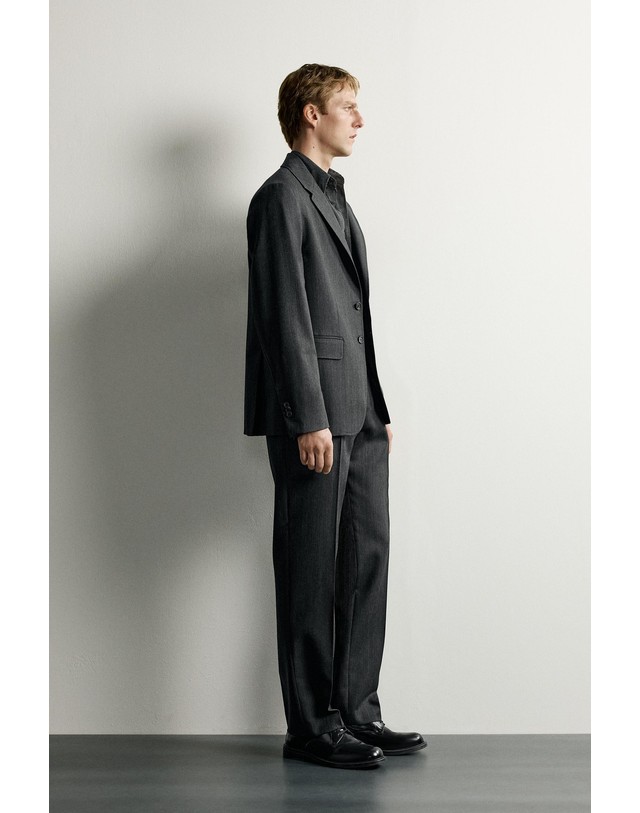자라 자라 울 레귤러핏 플리츠 수트 팬츠 4071/639/801 ANTHRACITE GREY 그레이 착용컷