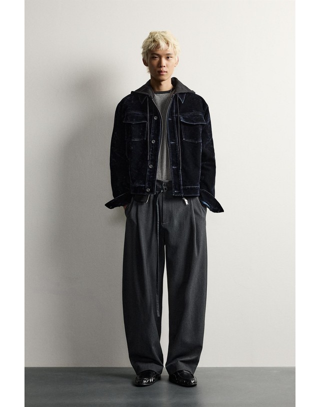 자라 자라 크롭 벨벳 이펙트 데님 자켓 8491/801/407 BLUE 네이비 착용컷